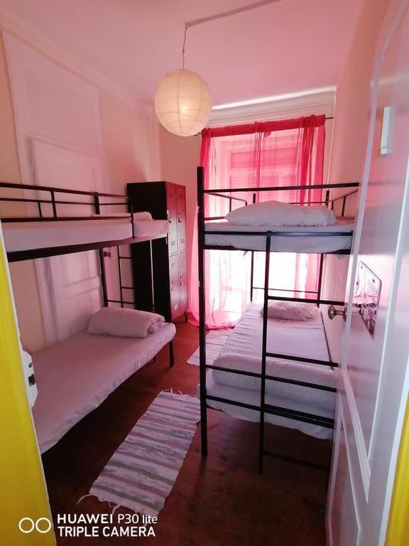 Bagetti Hostel Only For Girls ลิสบอน ภายนอก รูปภาพ